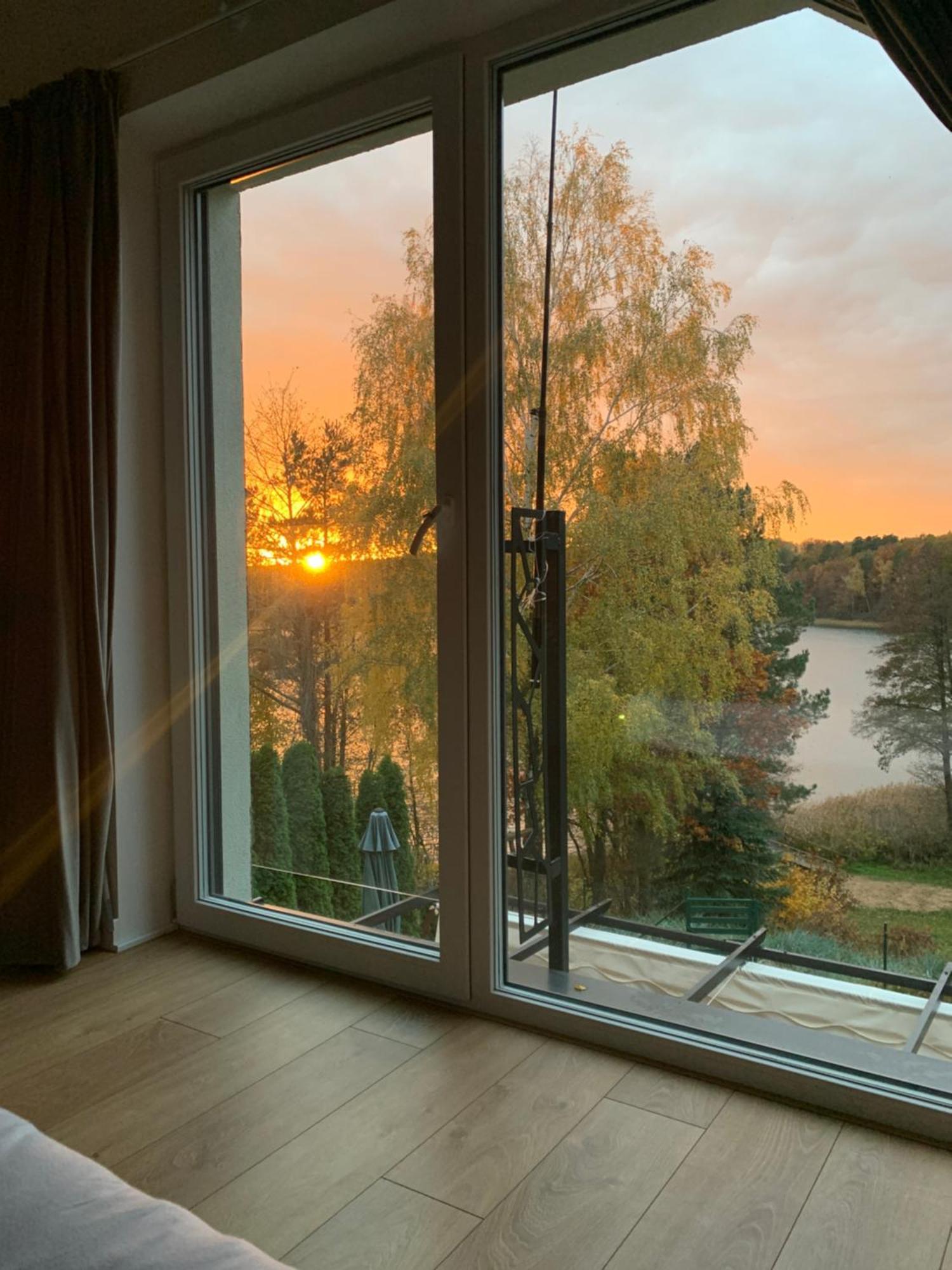 Dom Nad Jeziorem Gaja House Jadamowo Exterior foto